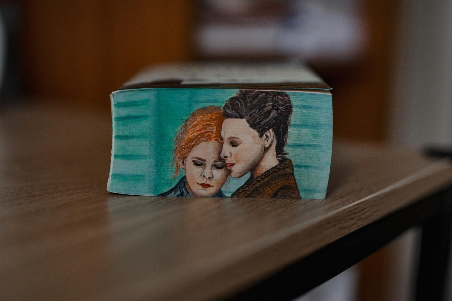 Fore-edge painting Drums of Autumn - Diana Gabaldon | Outlander