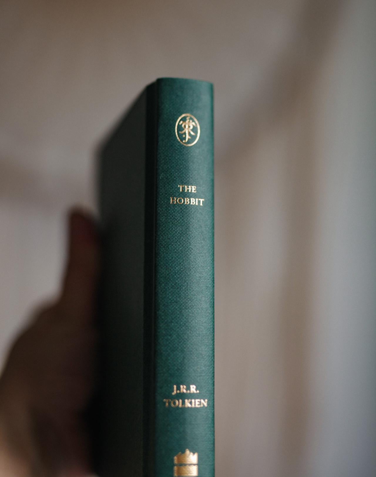 Fore-edge painting |J.R.R. Tolkien Hobbit Pocket Edition | Collector's Book